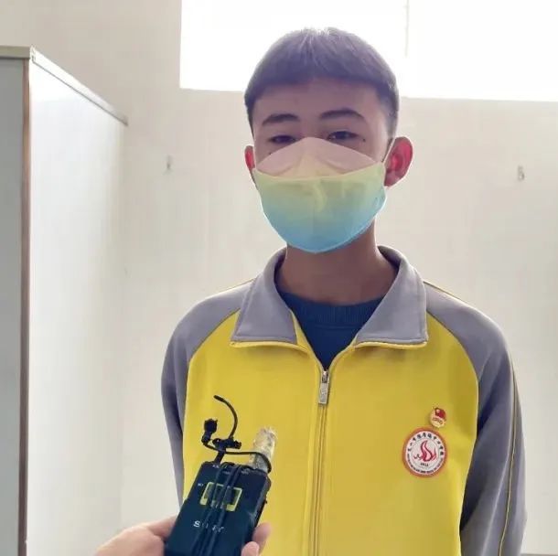 ABADCA92333CCCBE49C0AEEAEE3_70FFF196_7A49